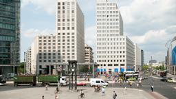 Finde günstige Flüge nach Flughafen Berlin Schönefeld