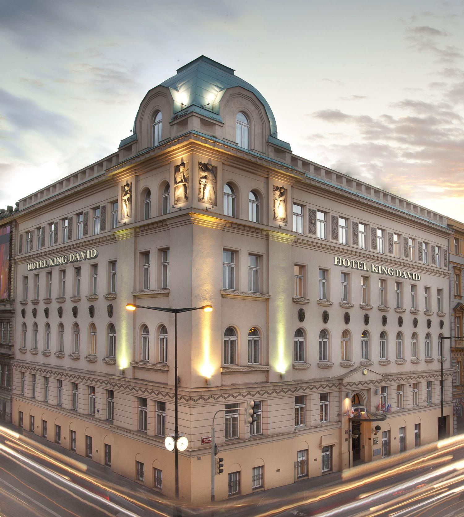 Gebäude