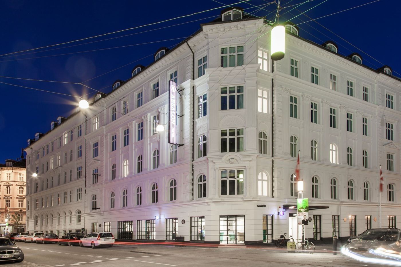 Gebäude