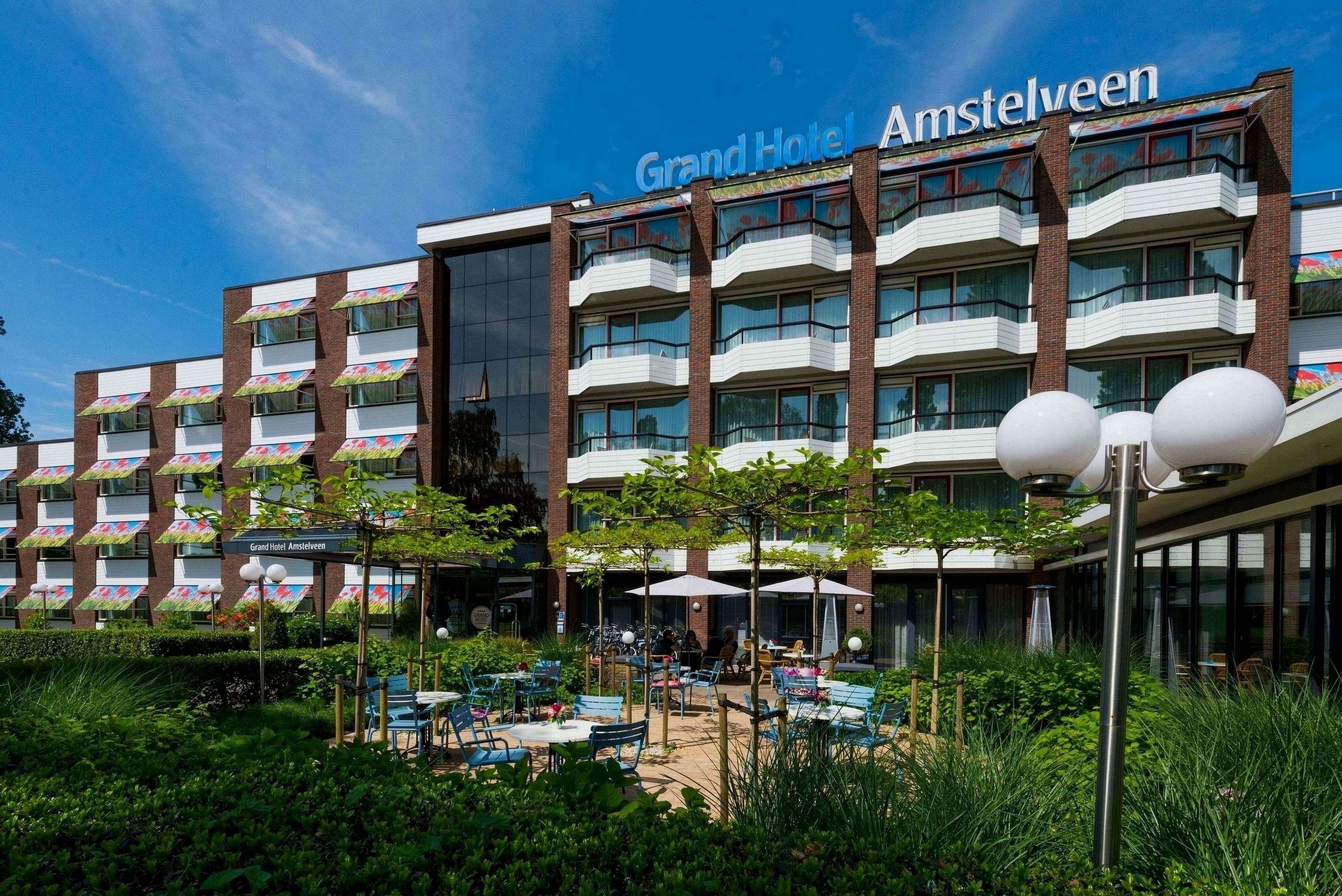 Gebäude
