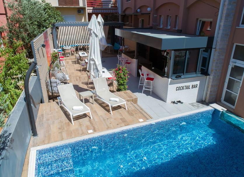 Pool Foto