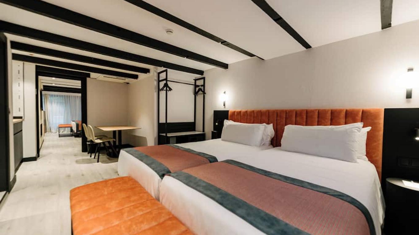 Catalonia Vondel Amsterdam