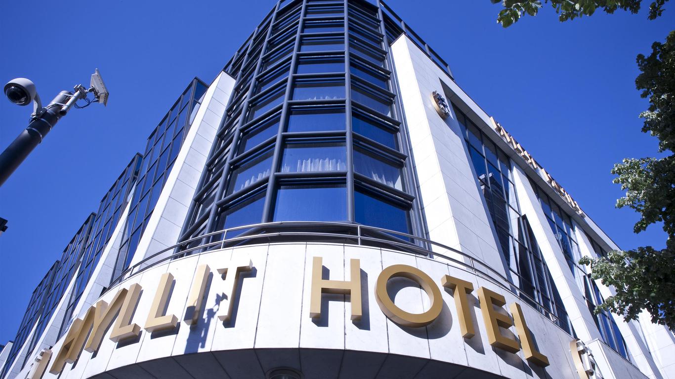 Hyllit Hotel