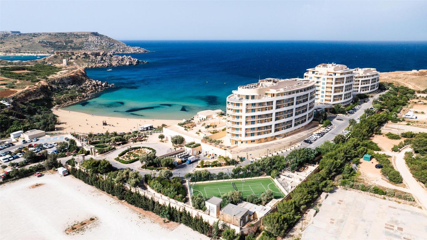 Radisson Blu Golden Sands Resort & Spa, Golden Bay
