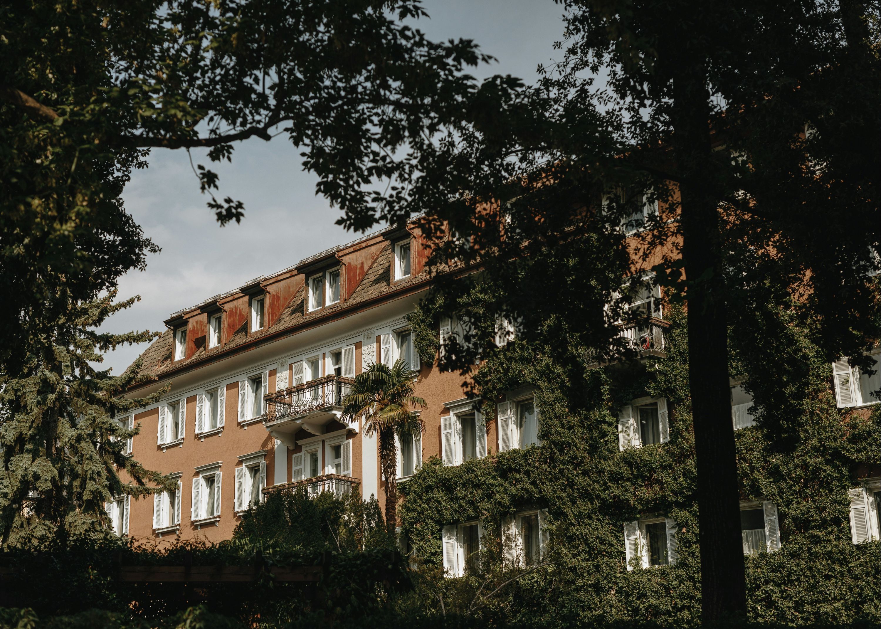 Gebäude