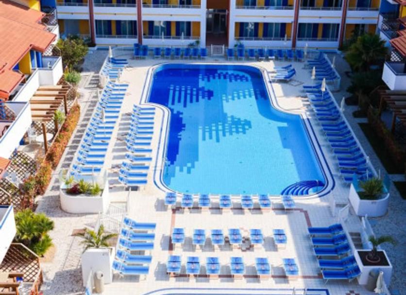 Pool Foto