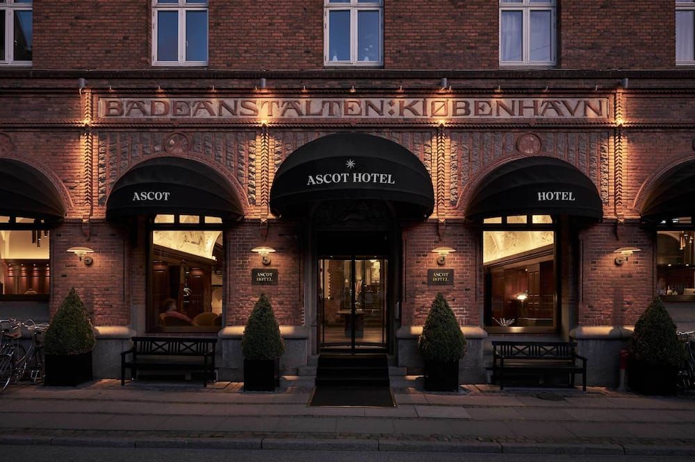 Gebäude