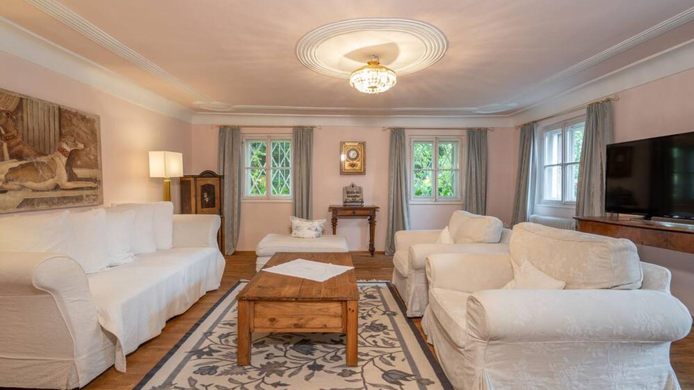 Schlosswirt zu Anif - Hotel & Restaurant