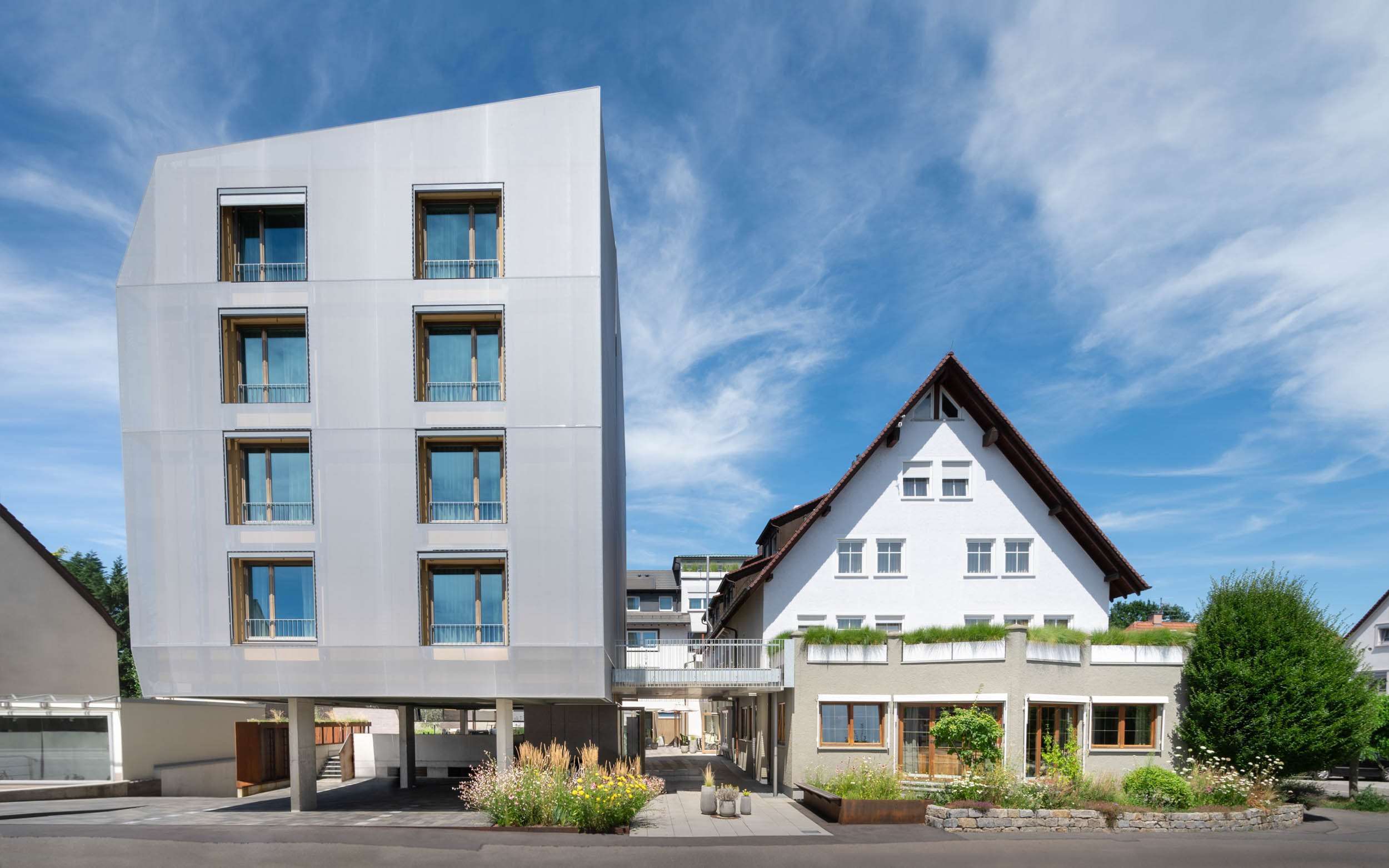 Gebäude