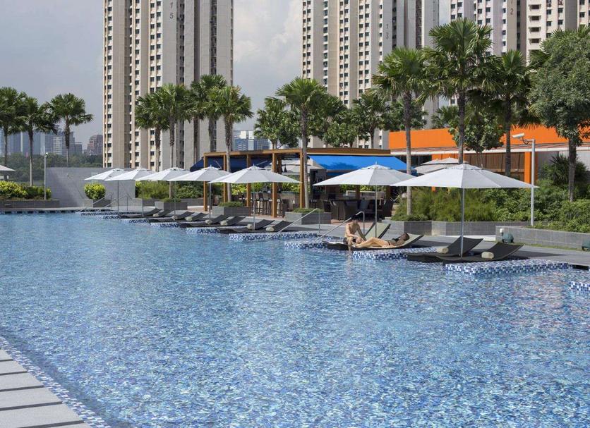 Pool Foto