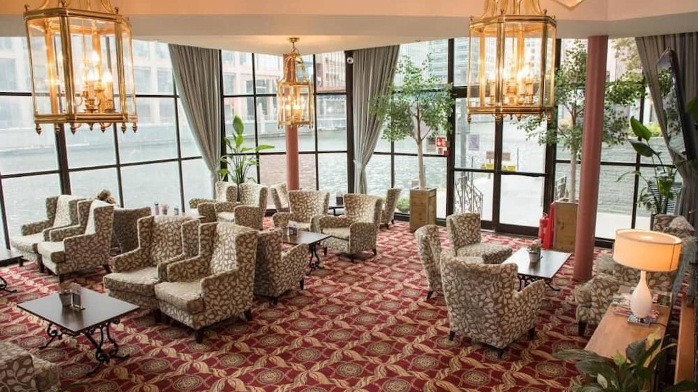 Britannia International Hotel