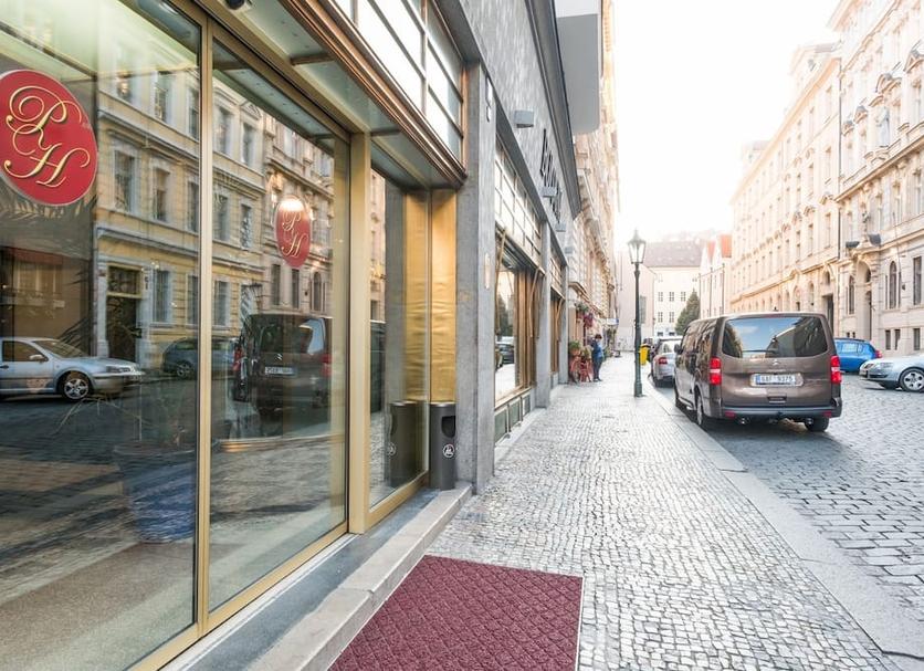 Außenansicht Foto