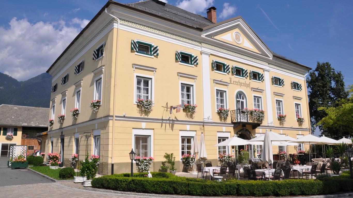 Schloss Hotel Lerchenhof